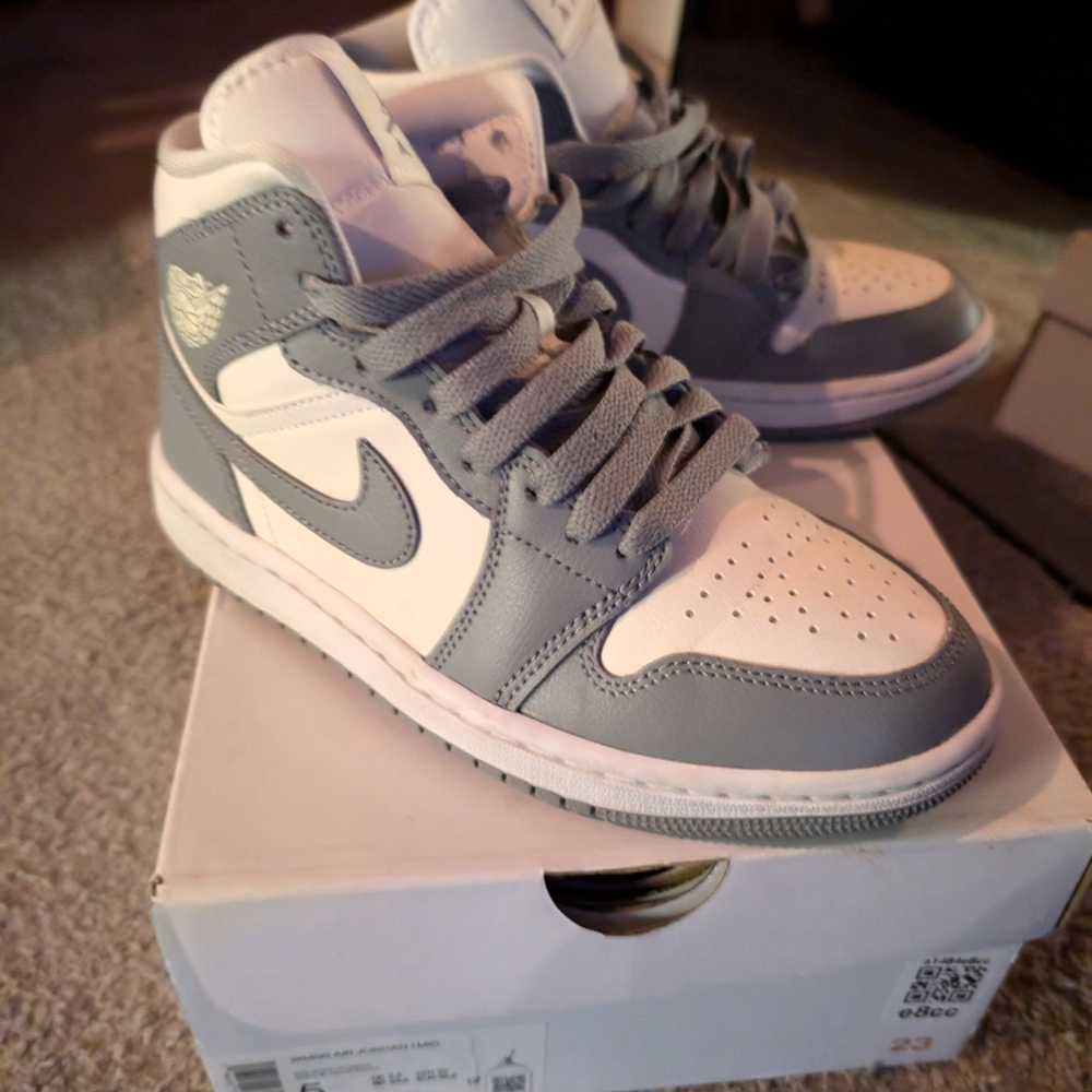 Nike Gray and White Sneakers